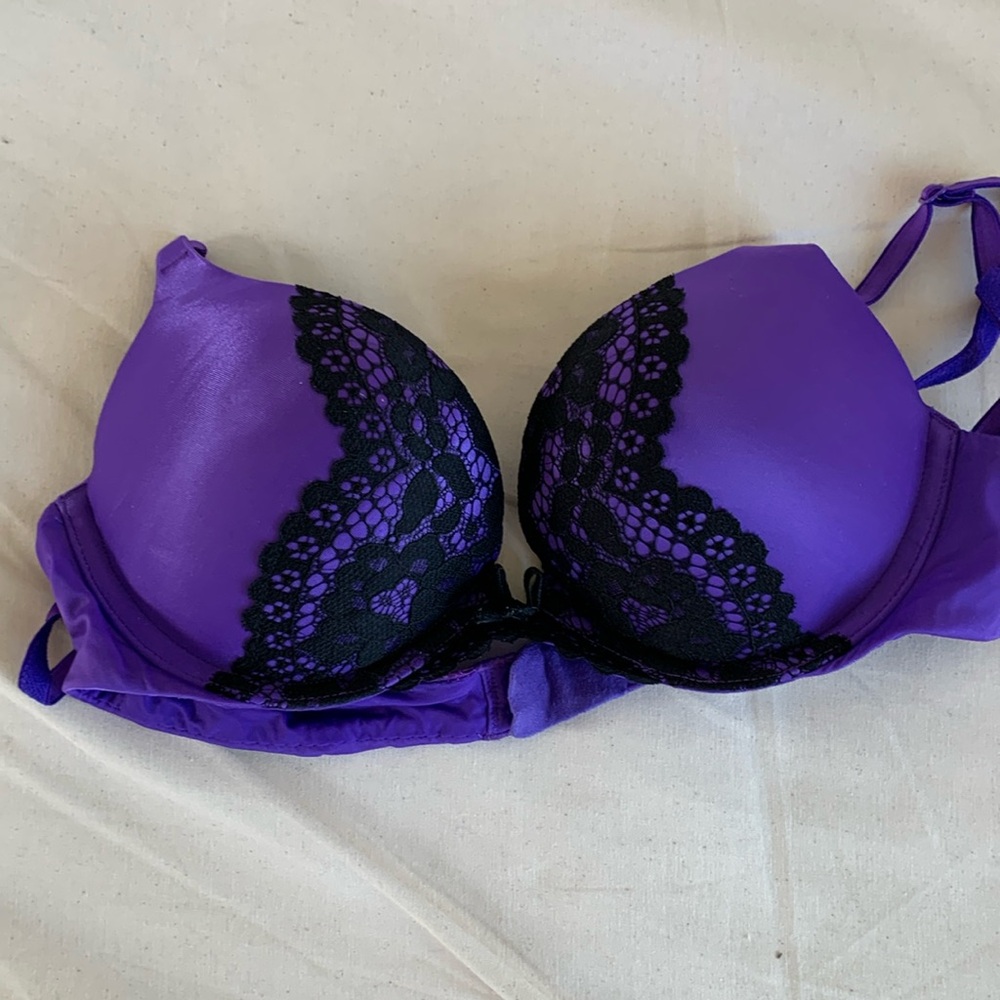 VS Bombshell Plunge bra